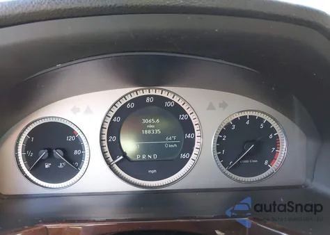 2011 Mercedes-Benz Glk 350 z USA, uszkodzony, nr VIN WDCGG5GB0BF677591